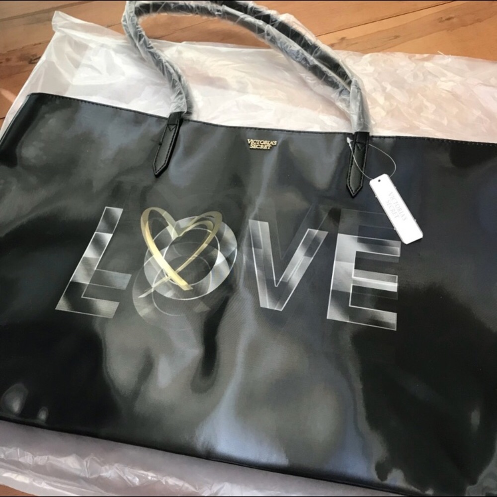 3 items! Victoria’s Secret Bundle